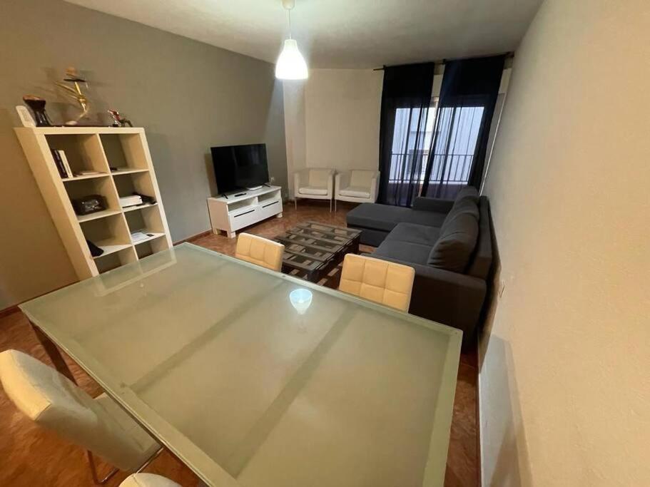 Lovely One Bedroom Flat- Excellent Location กรานาดา ภายนอก รูปภาพ