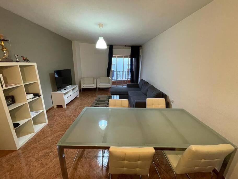 Lovely One Bedroom Flat- Excellent Location กรานาดา ภายนอก รูปภาพ